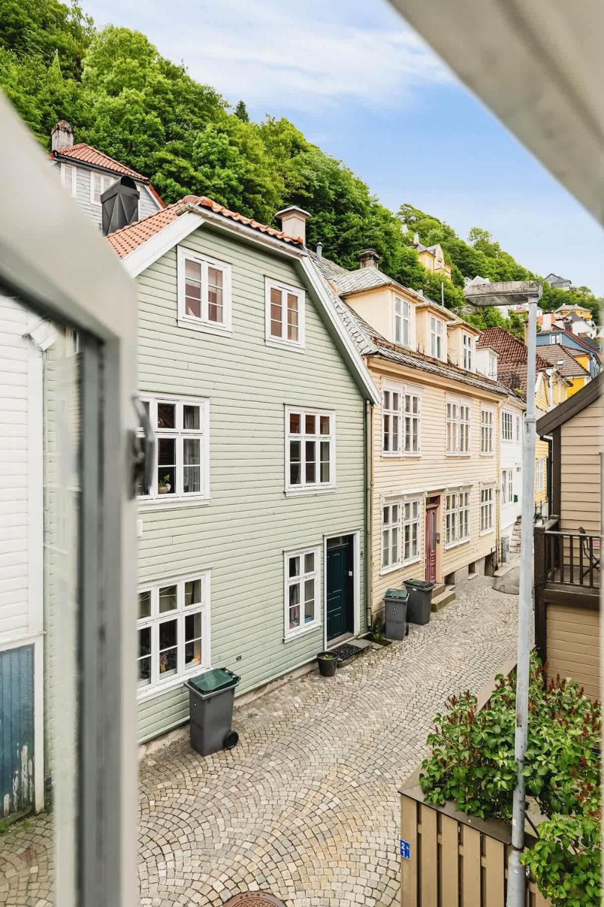 Dinbnb Homes I The 1880 Authentic Bergen Dream I 500M From Bryggen Экстерьер фото